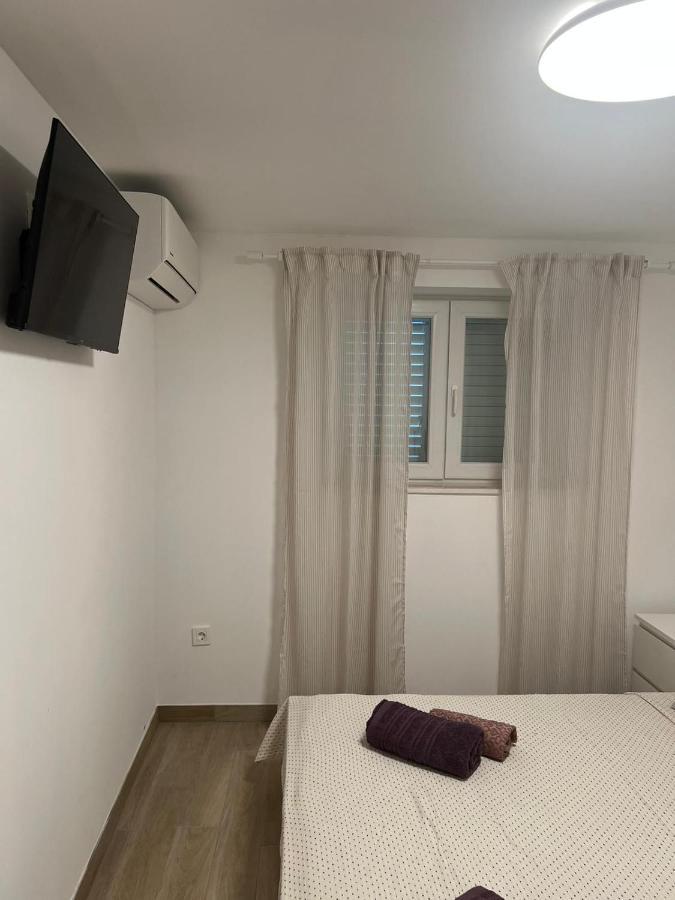 Lady Di Apartment Makarska Exterior photo