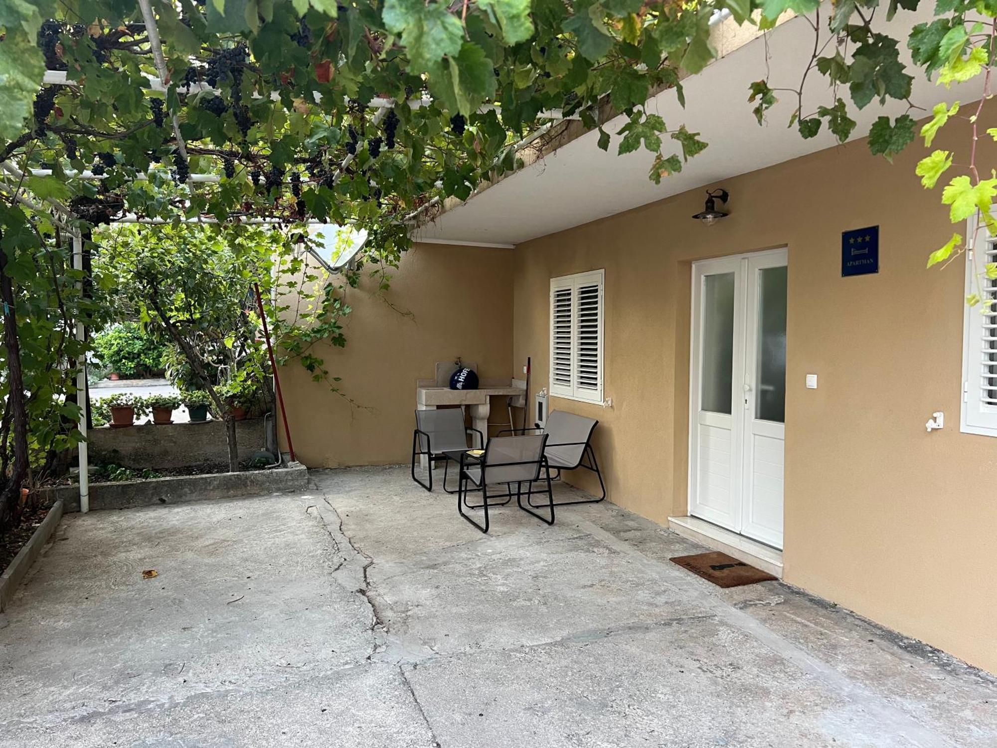 Lady Di Apartment Makarska Exterior photo